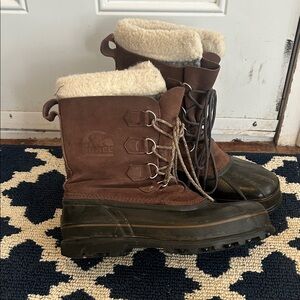 Sorel Brown and Black Snow Boots